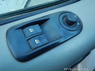 Renault Trafic 2.0 dCi, KLIMA, 9 MÍST 2012
