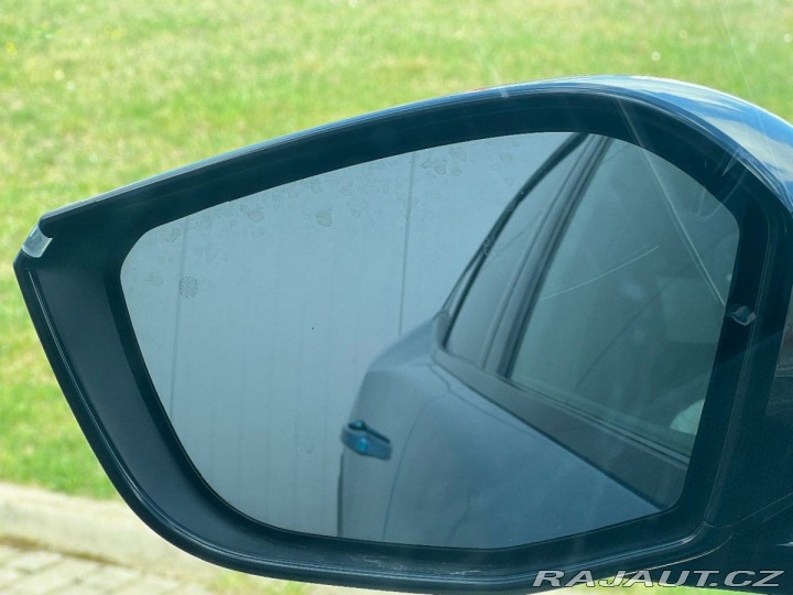 Peugeot 408 1,2 PT GT EAT8 Nové ČR 1. 2023
