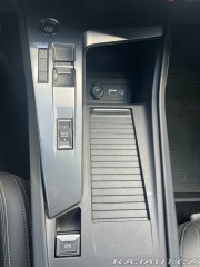 Peugeot 408 1,2 PT GT EAT8 Nové ČR 1. 2023