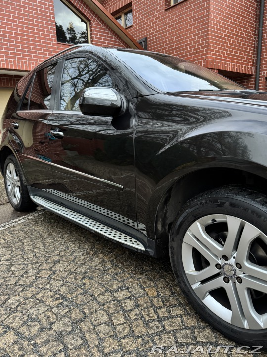 Mercedes-Benz M osobní 2009