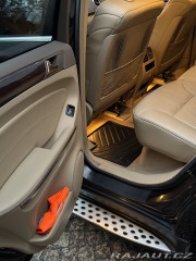 Mercedes-Benz M osobní 2009