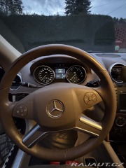 Mercedes-Benz M osobní 2009