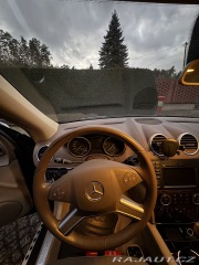 Mercedes-Benz M osobní 2009