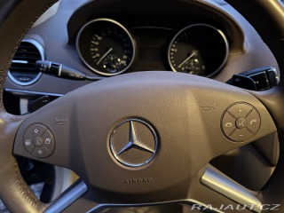 Mercedes-Benz M osobní 2009