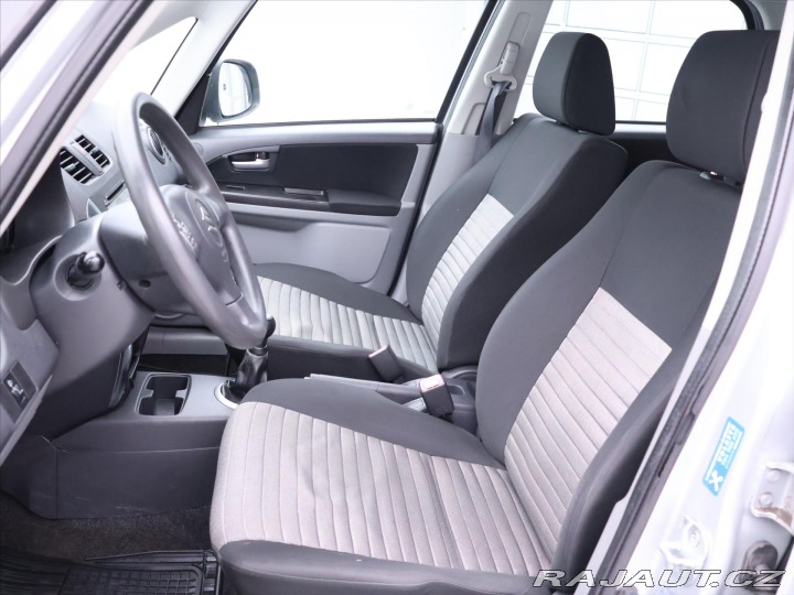 Suzuki SX4 1,5 VVT 82kW Klima CZ 2010