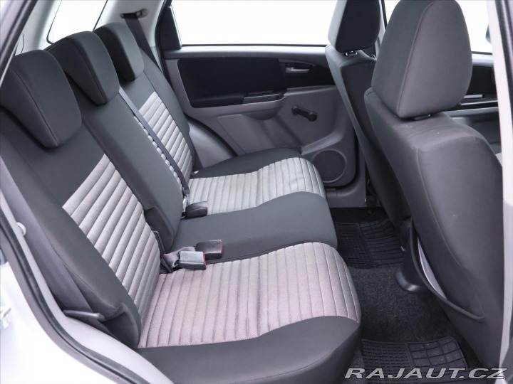 Suzuki SX4 1,5 VVT 82kW Klima CZ 2010