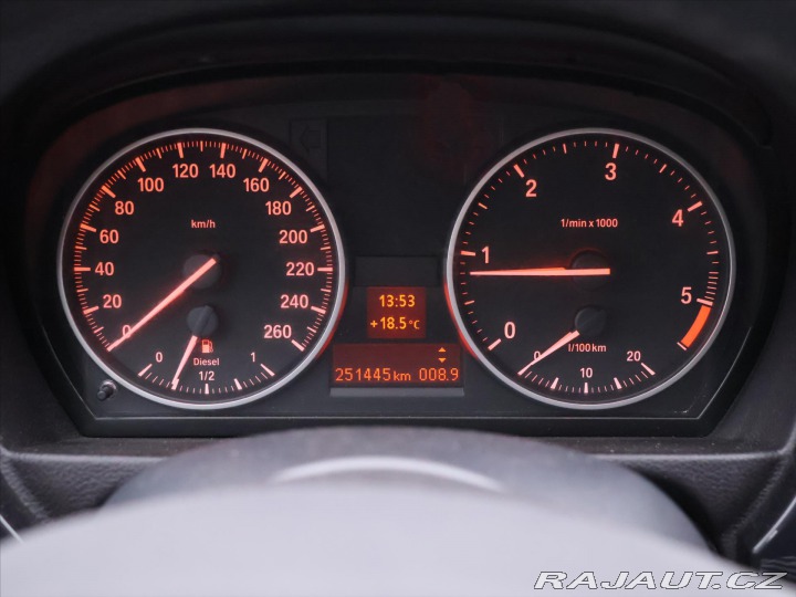 BMW 3 2,0 320d 135kW xDrive Kůž 2011