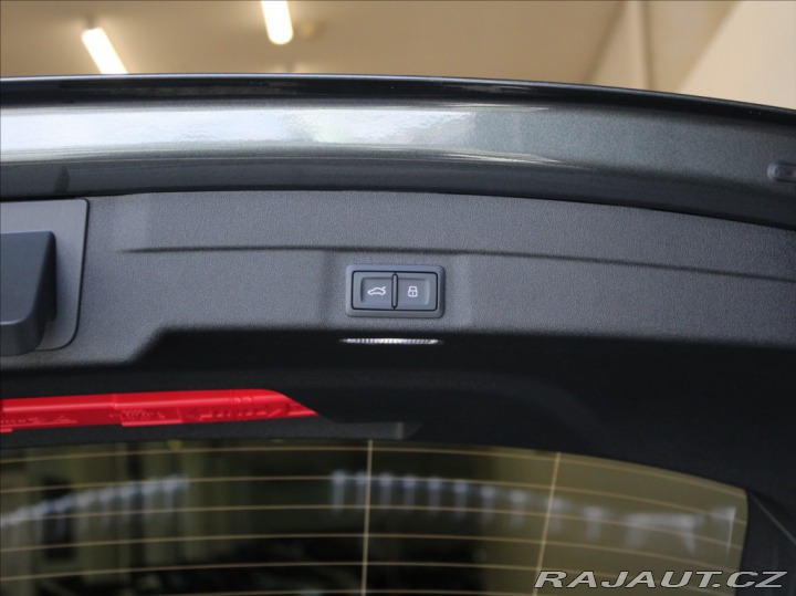 Audi A5 2,0 40TDi Quattro S-Line 2025