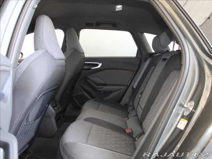 Audi A5 2,0 40TDi Quattro S-Line 2025