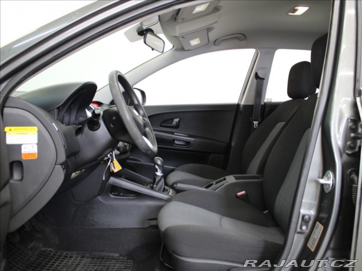 Kia Ceed 1,4 i 66kW 1.maj.ČR 69tkm 2011