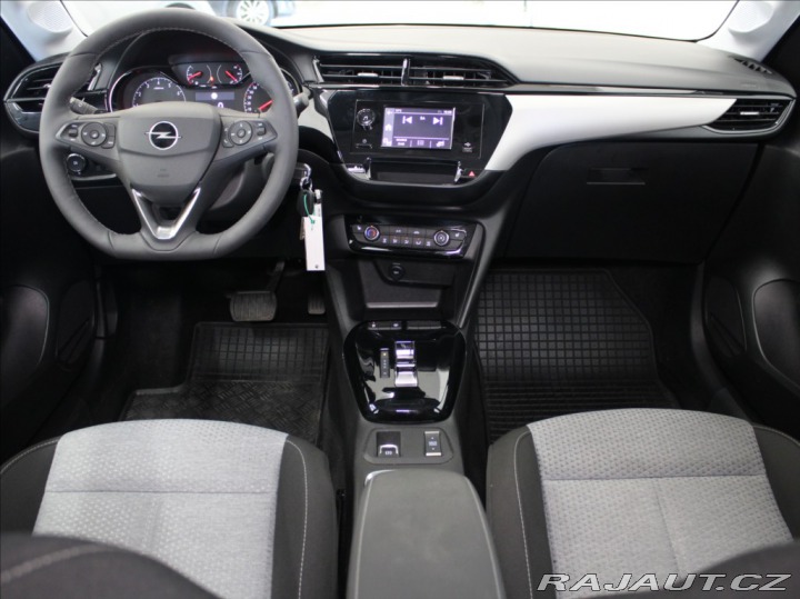 Opel Corsa 1,2 Turbo 74kW AT 17tkm Č 2024