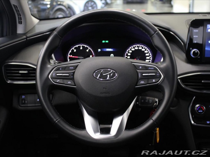 Hyundai Santa Fe 2,2 CRDi 142kW 7-míst 26t 2023