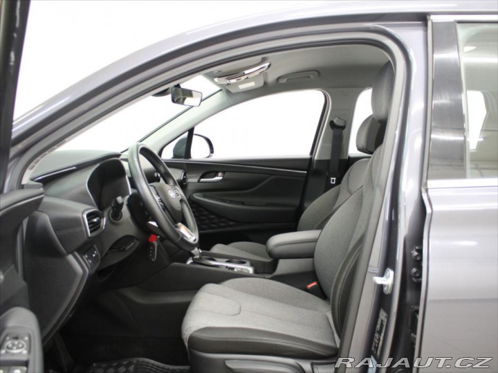 Hyundai Santa Fe 2,2 CRDi 142kW 7-míst 26t 2023