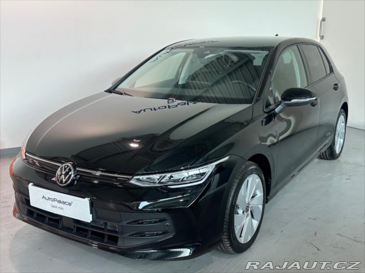 Volkswagen Golf 1,5 TSI PEOPLE 2024