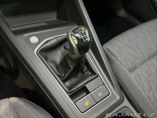 Volkswagen Golf 1,5 TSI PEOPLE 2024