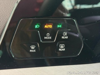 Volkswagen Golf 1,5 TSI PEOPLE 2024
