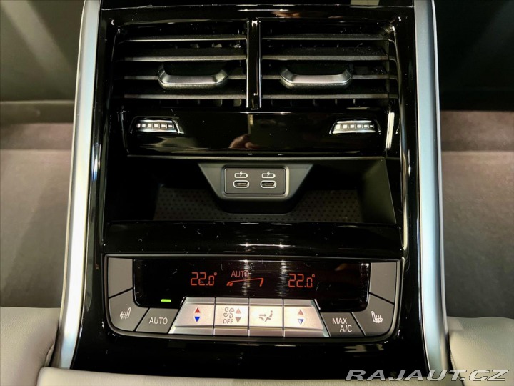 BMW M8 GRAN COUPE COMPETITION xD 2022