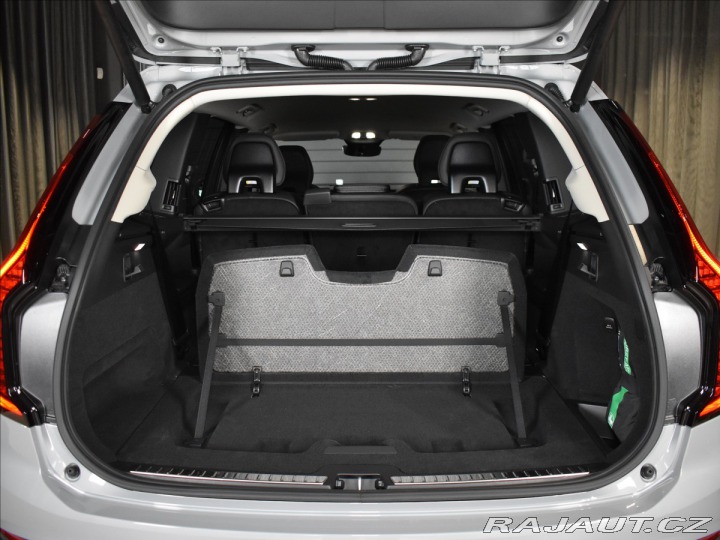 Volvo XC90 2,0 T8 AWD Plus Bright  P 2025