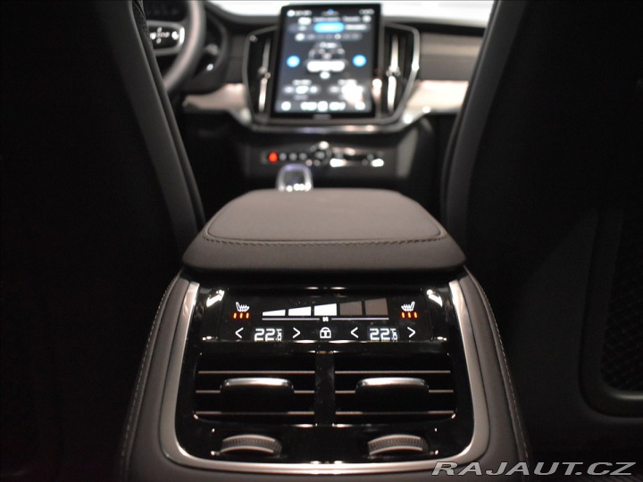 Volvo XC90 2,0 T8 AWD Plus Bright  P 2025