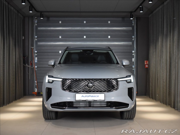 Volvo XC90 2,0 T8 AWD Plus Bright  P 2025