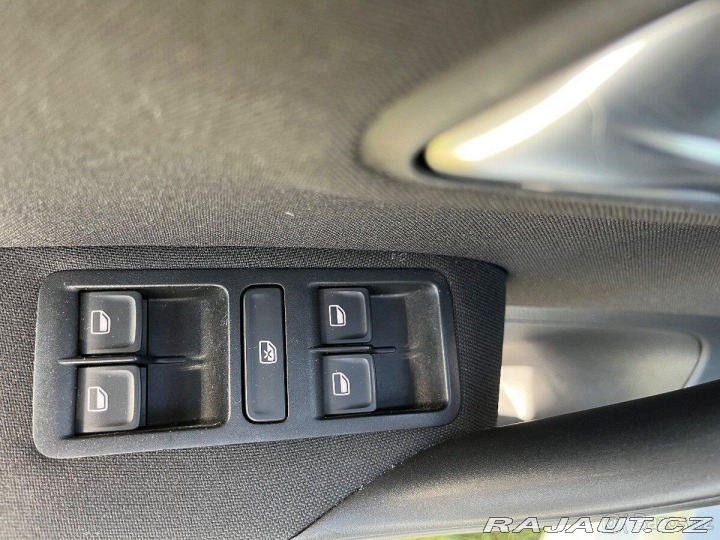Volkswagen Polo 1,2 TSI 66kw - servisní 2017