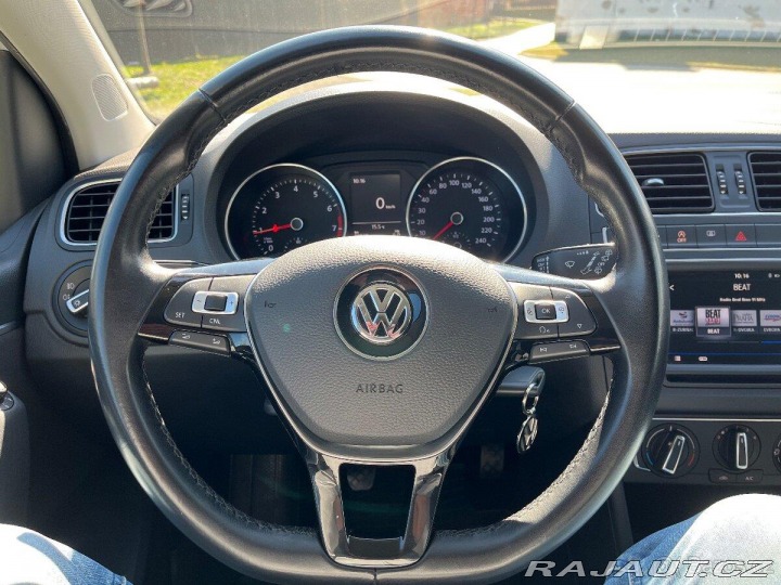 Volkswagen Polo 1,2 TSI 66kw - servisní 2017