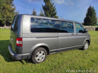 Volkswagen Transporter dlouhý, automat, 8 míst 2013