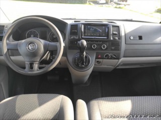 Volkswagen Transporter dlouhý, automat, 8 míst 2013