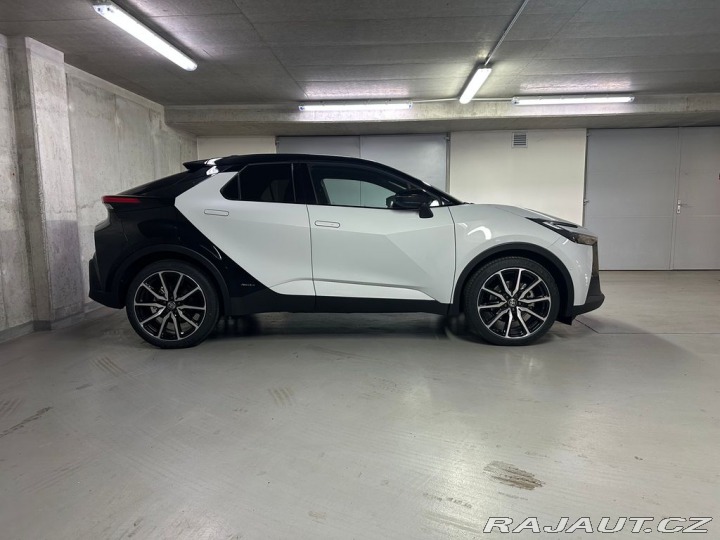 Toyota C-HR GR SPORT Premiere Edition 2024