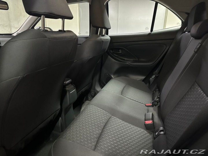 Toyota Yaris Cross COMFORT 1.5 Hybrid FWD 11 2025