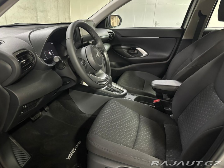 Toyota Yaris Cross COMFORT 1.5 Hybrid FWD 11 2026