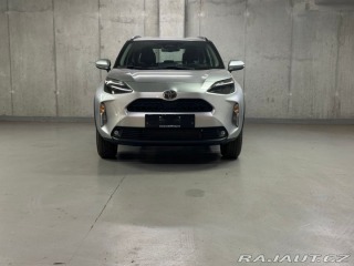 Toyota Yaris Cross COMFORT 1.5 Hybrid FWD 11 2025