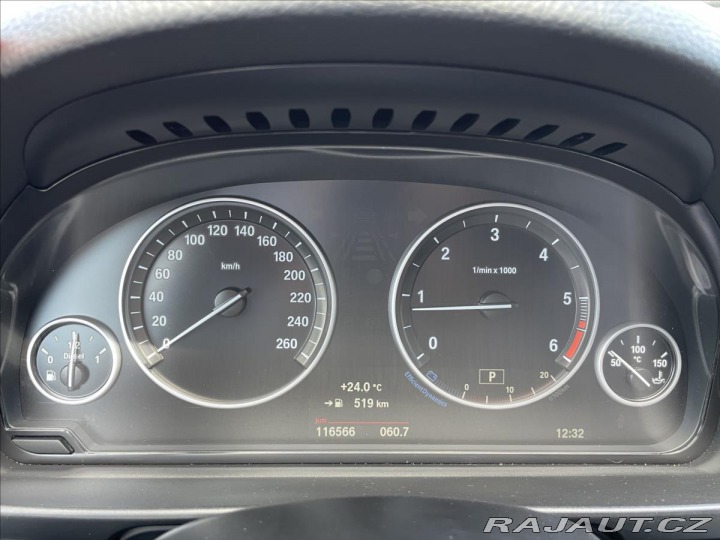 BMW 5 2,0 520d xDrive Xenony*Na 2015