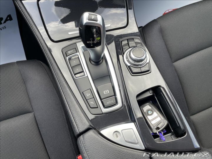 BMW 5 2,0 520d xDrive Luxury Li 2015