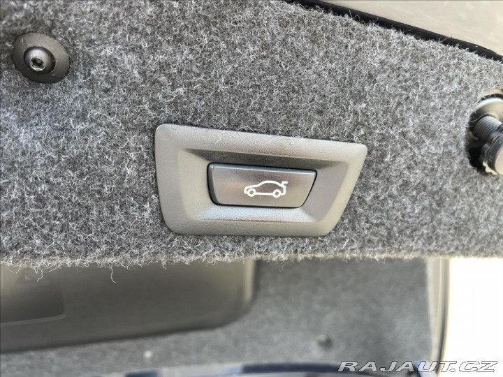 BMW 5 2,0 520d xDrive Xenony*Na 2015