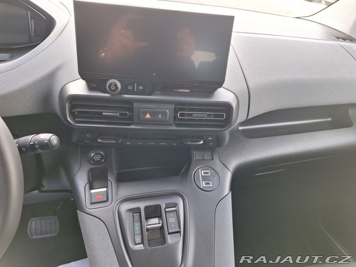 Peugeot Rifter LONG ALLURE BlHDi 130 EAT 2025