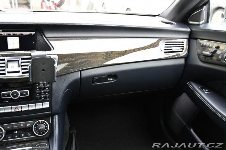 Mercedes-Benz CLS 350CDI 4MATIC AMG REZERVA 2014