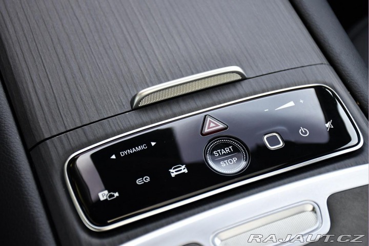 Mercedes-Benz EQS 580 4M SUV REZERVACE 2024