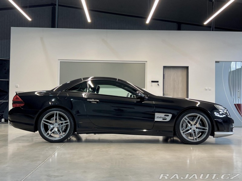 Mercedes-Benz SL 63 AMG