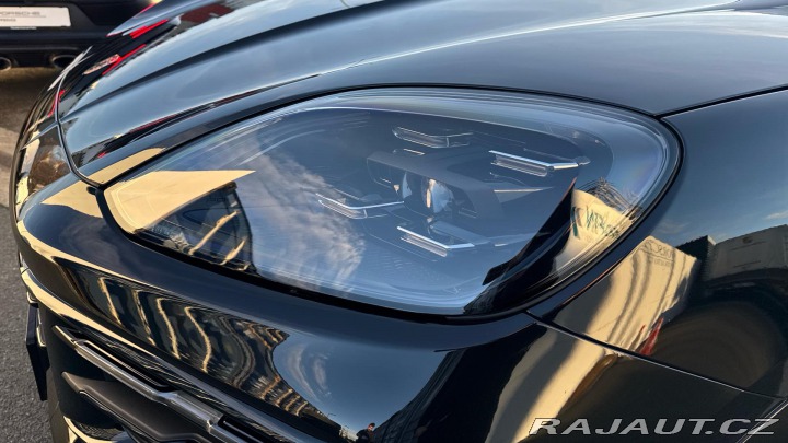 Porsche Cayenne 2025
