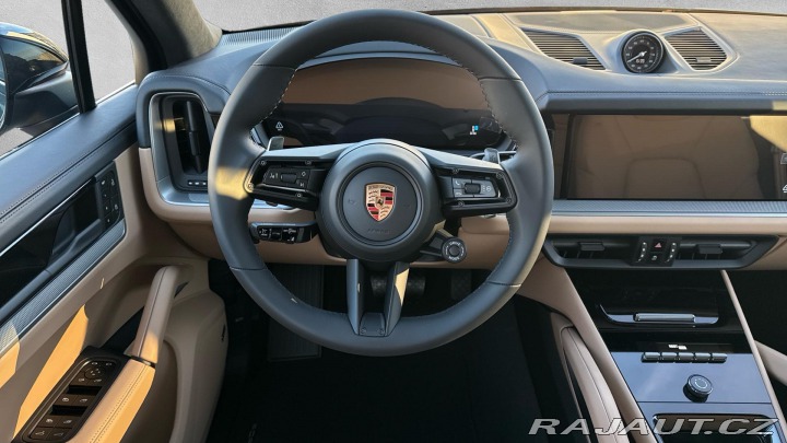 Porsche Cayenne 2025
