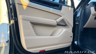 Porsche Cayenne  2025