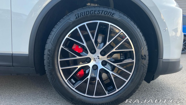 Porsche Macan 4S 2025