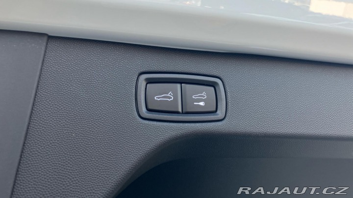 Porsche Macan 4S 2025