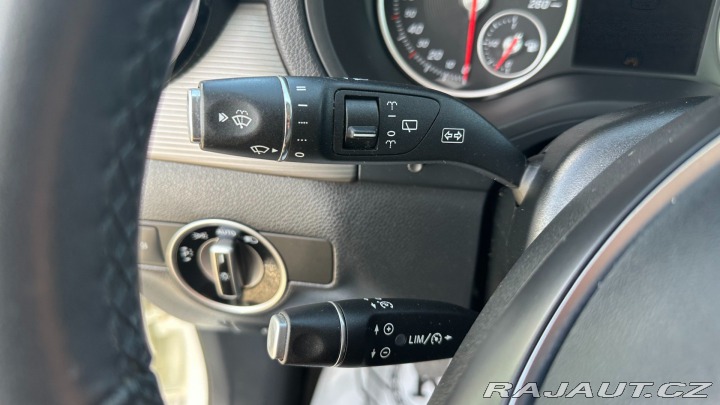 Mercedes-Benz B B180i 90kW *ALU*Tažné*PDC 2017