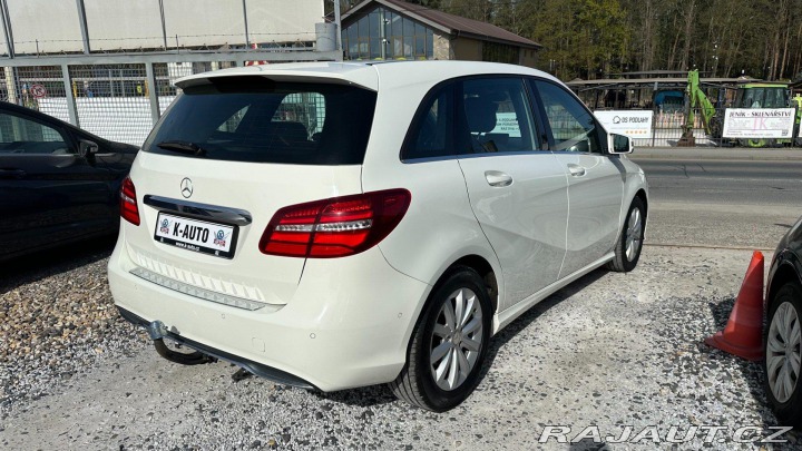 Mercedes-Benz B B180i 90kW *ALU*Tažné*PDC 2017