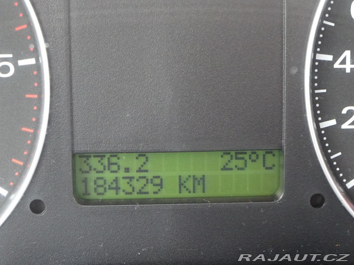 Ford C-MAX 2.0TDCi 100kW GHIA 2004