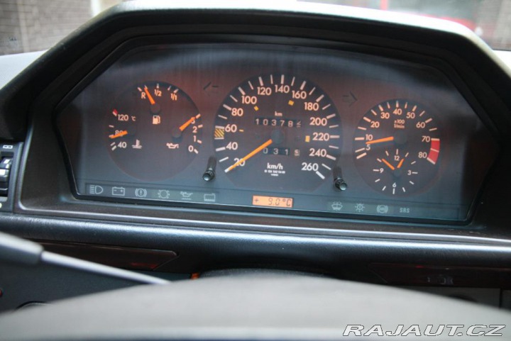 Mercedes-Benz 124 300 CE-24V 1993