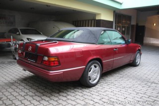 Mercedes-Benz 124 300 CE-24V 1993