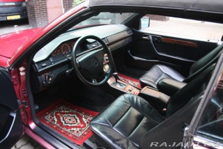 Mercedes-Benz 124 300 CE-24V 1993
